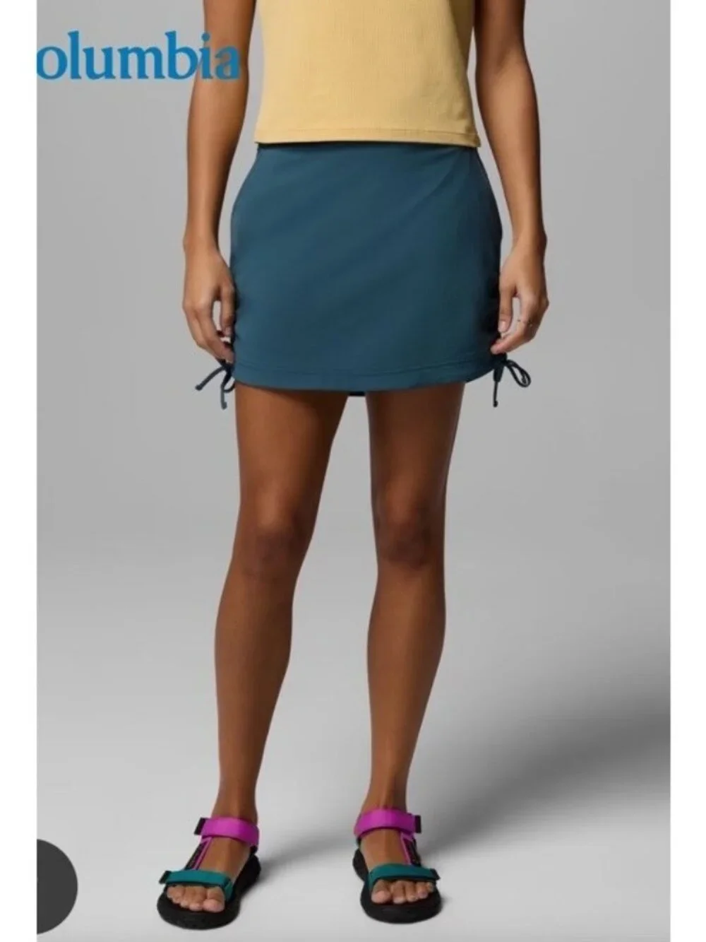 Columbia All Seasons Ruched Skort Large. B